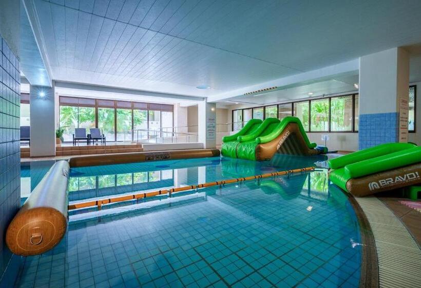 Номер Стандарт Вид на Сад, Grandvrioresort Ishigakijima Ocean S Wing & Villa Garden