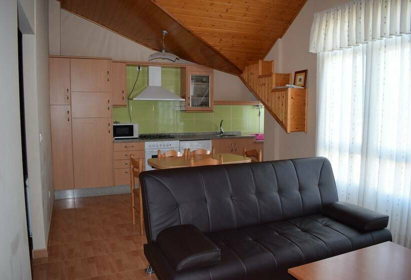 Апартаменты 3 Спальни, Apartamentos Vida Corcubión