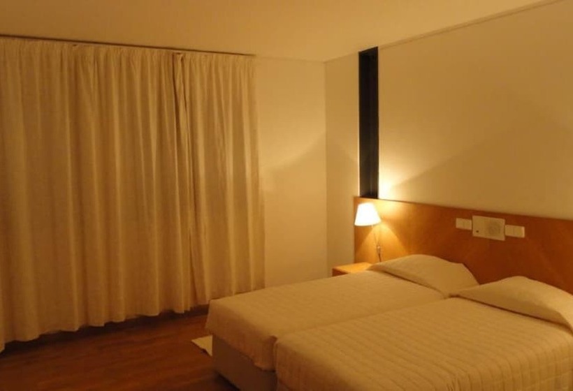 Номер Superior, Inatel Caparica