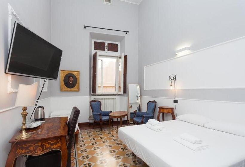 اتاق راحتی سه تخته, Palazzo Del Duca Piazza Navona Guest House