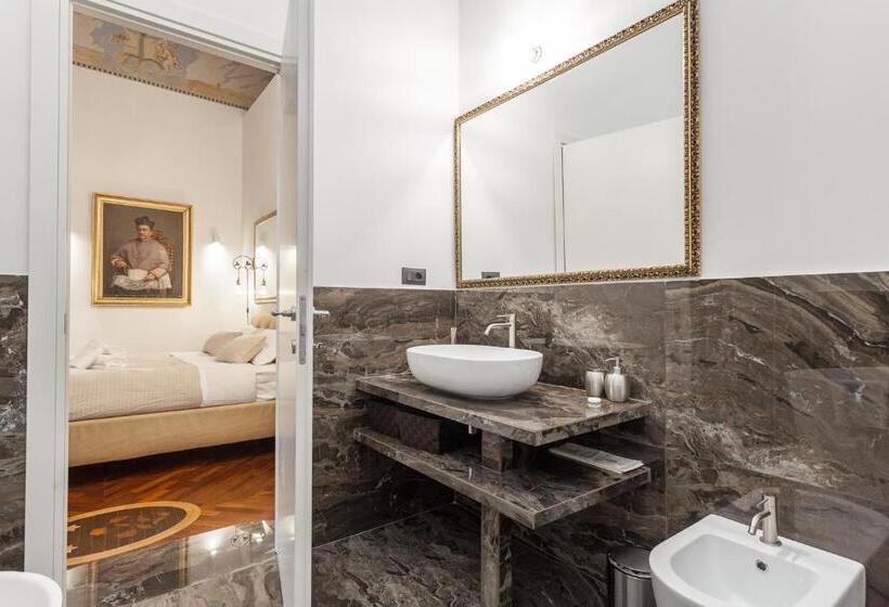 Deluxe Suite King Bed, Palazzo Del Duca Piazza Navona Guest House