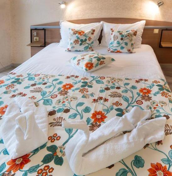 Quarto Ático, Zeus