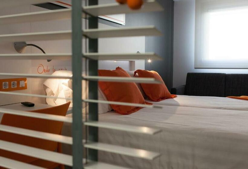 Номер Стандарт, Bed4u Pamplona