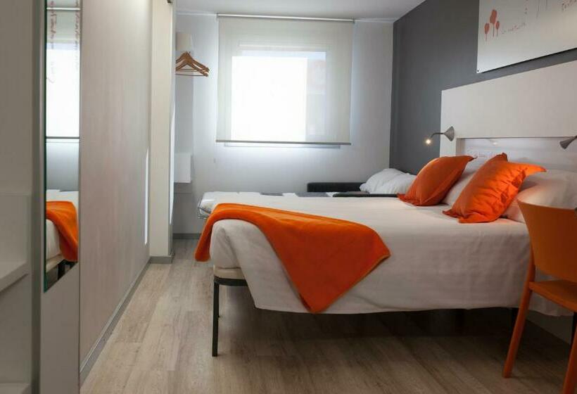 Номер Стандарт, Bed4u Pamplona