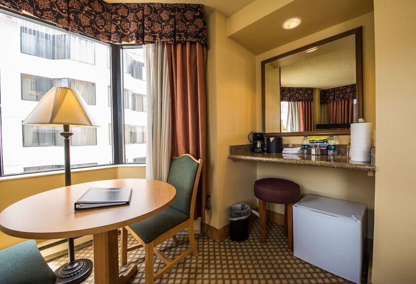 Люкс 2 Спальни, The Grand Lodge Hotel And Suites