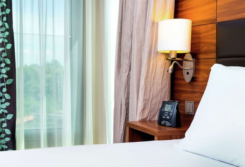 Номер Стандарт, Hilton Garden Inn Krakow