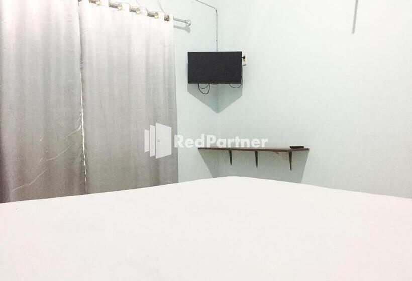 스탠다드 룸, Wisma Andini Palopo Redpartner