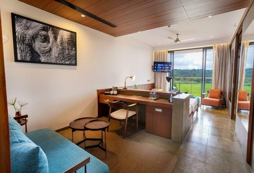 Номер Deluxe с Балконом, Saptha Resort And Spa