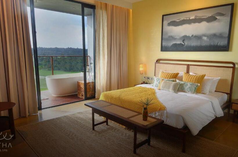 Люкс с гидромассажем, Saptha Resort And Spa
