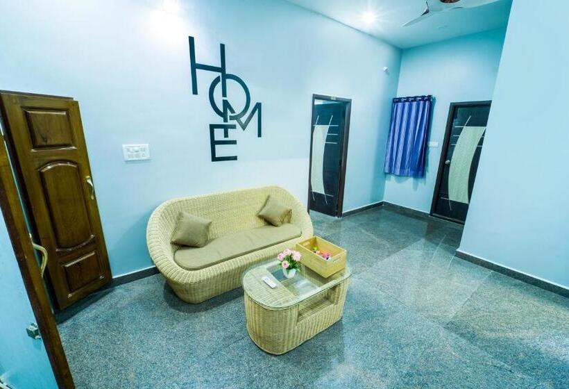 Family Suite, Jeyam Residency