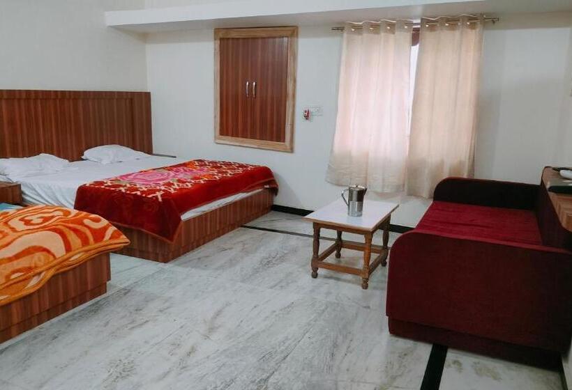 标准间, Laxmanji Villas