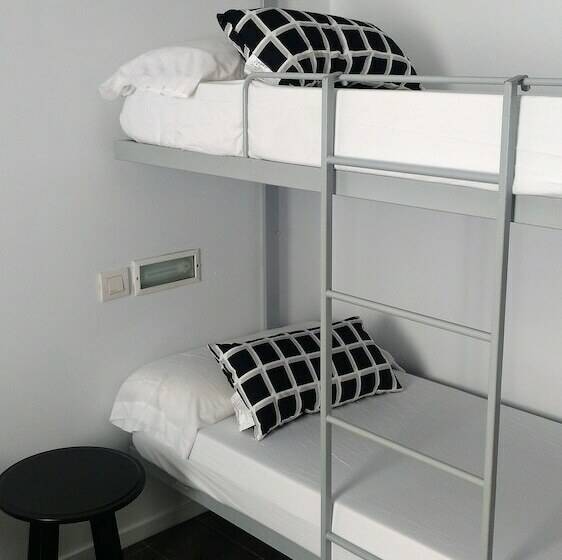 Chambre Basic Individuelle, Centre Esplai Albergue