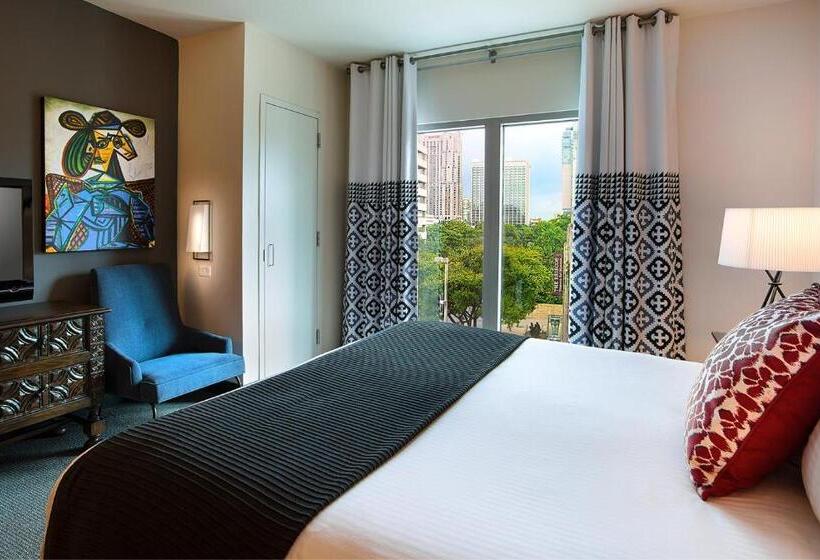 סוויטה מותאמת לאדם עם מוגבלויות, Contessa   Suites On The Riverwalk