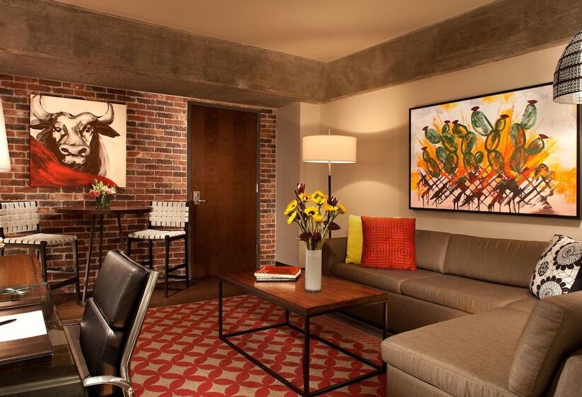 סוויטה עם נוף לנהר, Contessa   Suites On The Riverwalk