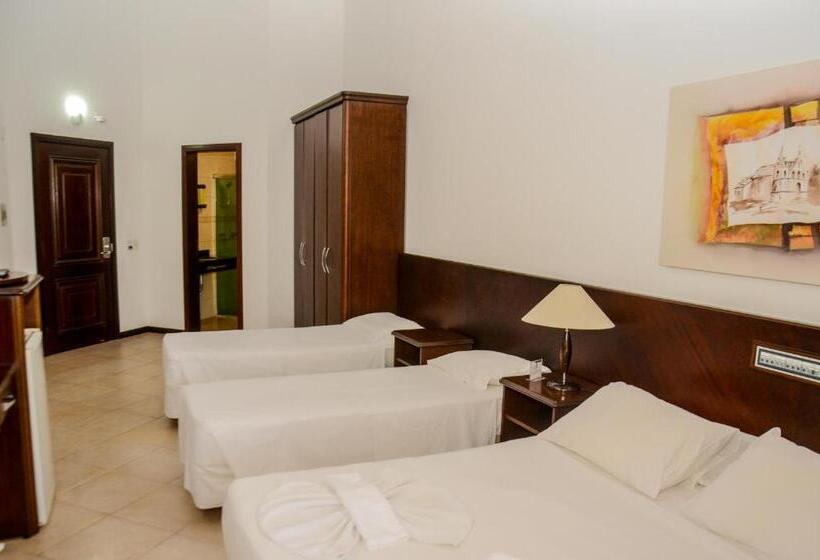 Habitación Cuádruple Deluxe, Guarita Park Hotel   By Life Hotéis