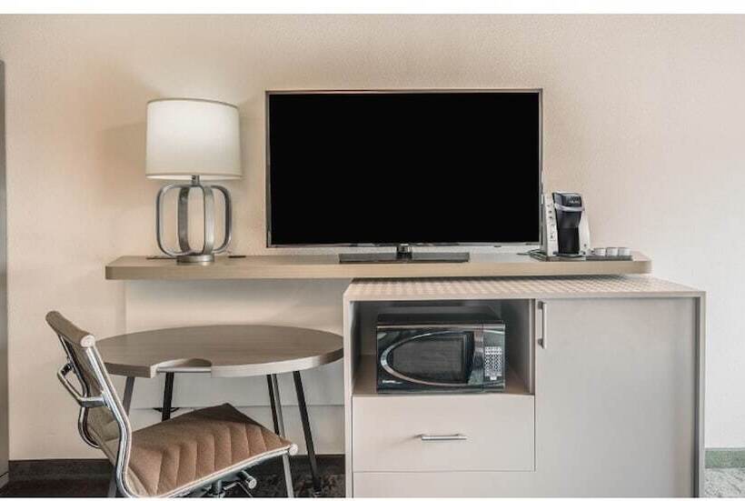 Номер Стандарт 2 Двуспальные Кровати, Holiday Inn Roanoke Airport   Conference Ctr, An Ihg