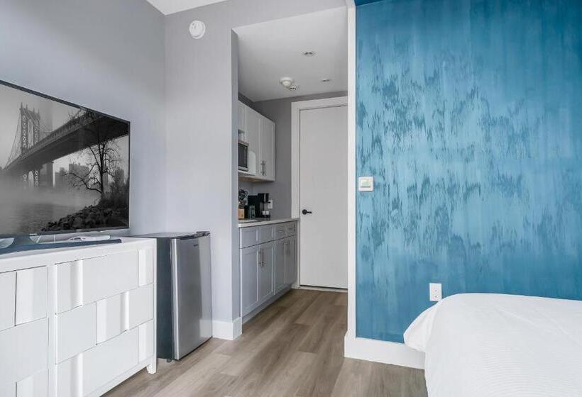 سوییت لوکس, Global Luxury Suites At The Arches