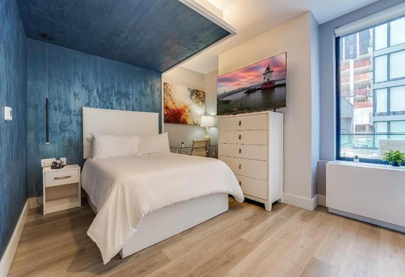 سوئیت با بالکن, Global Luxury Suites At The Arches