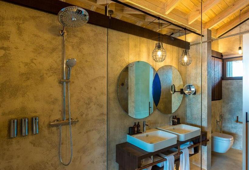 اتاق لوکس با چشم‌انداز دریا, Saba Rock Resort