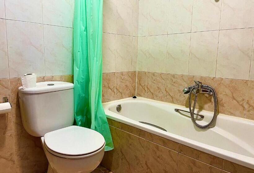 经济型三人房间, Hostal Torresmancha