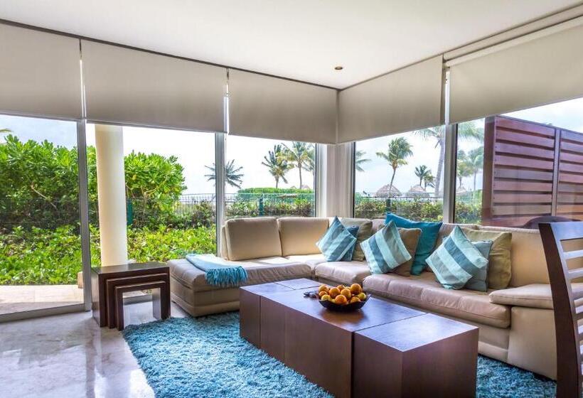 1 Schlafzimmer Apartment Poolblick, The Elements Oceanfront & Beachside Condo
