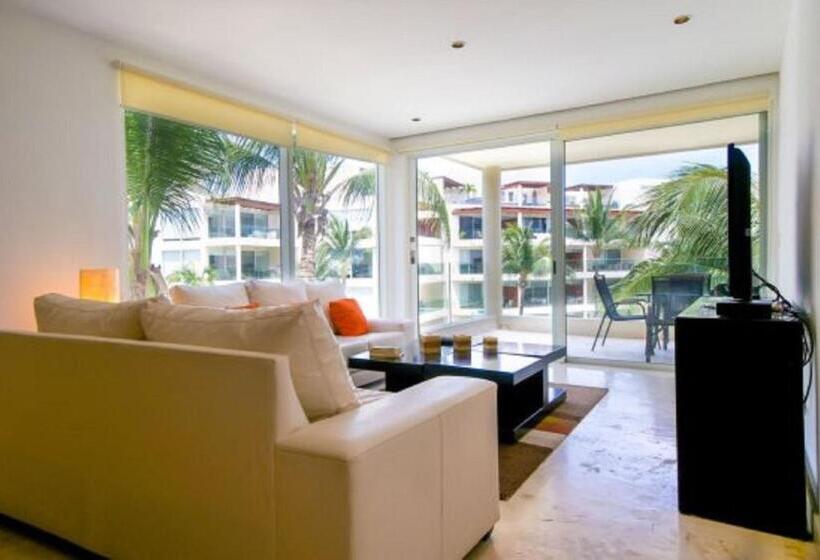 2 Schlafzimmer Apartment Meerblick, The Elements Oceanfront & Beachside Condo