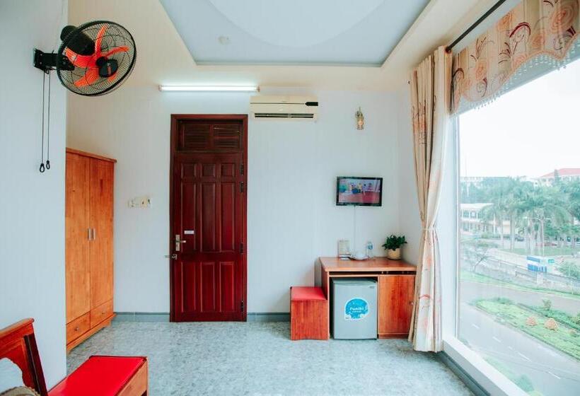 اتاق استاندارد یک نفره, Nhà Nghỉ Kim Lài   đối Diện Bệnh Viện Tỉnh Gia Lai  132 Tôn Thất Tùng