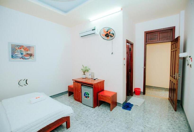 اتاق استاندارد یک نفره, Nhà Nghỉ Kim Lài   đối Diện Bệnh Viện Tỉnh Gia Lai  132 Tôn Thất Tùng