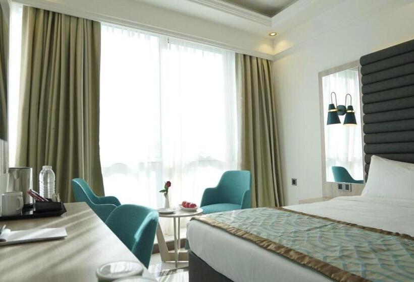 اتاق لوکس, Noor Land