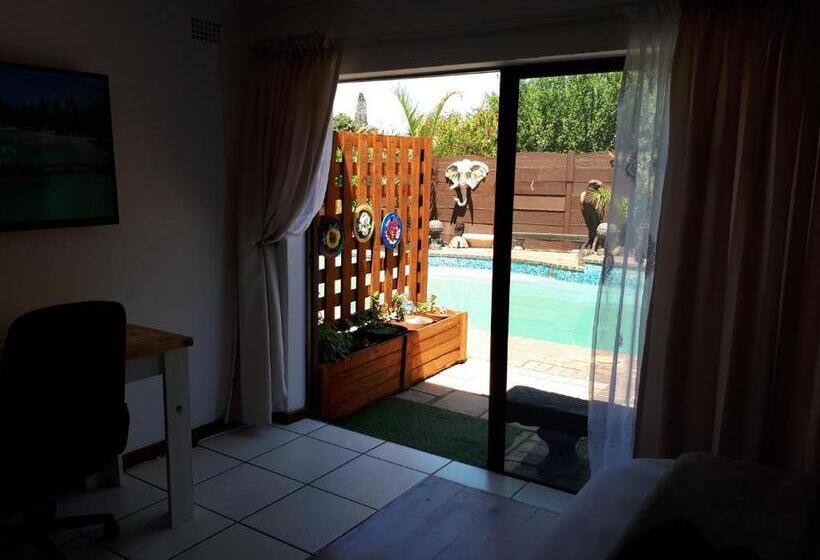 Номер Стандарт Вид на Бассейн, La Casa On Bashee