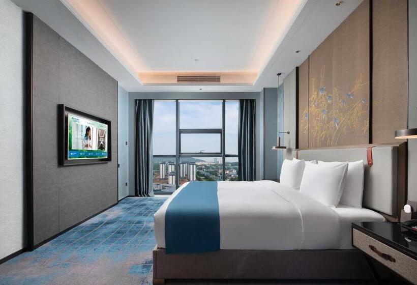 Люкс Deluxe Кровать Кинг, Wyndham Changzhou Liyang
