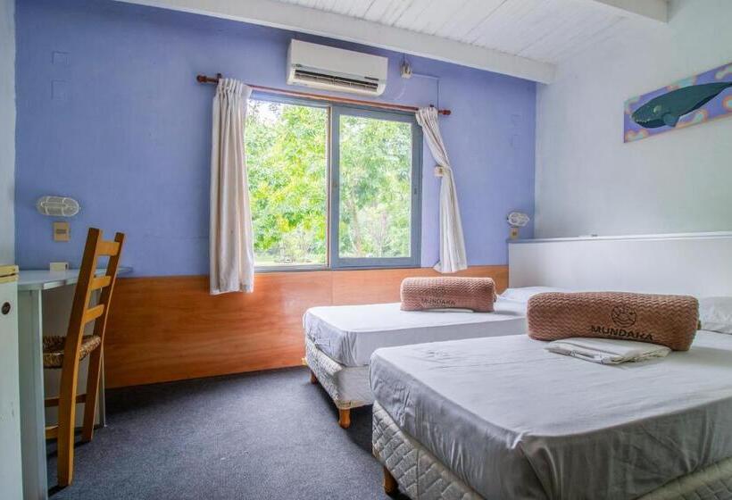 スタンダード４人部屋, Mundaka Hostel Y Bar