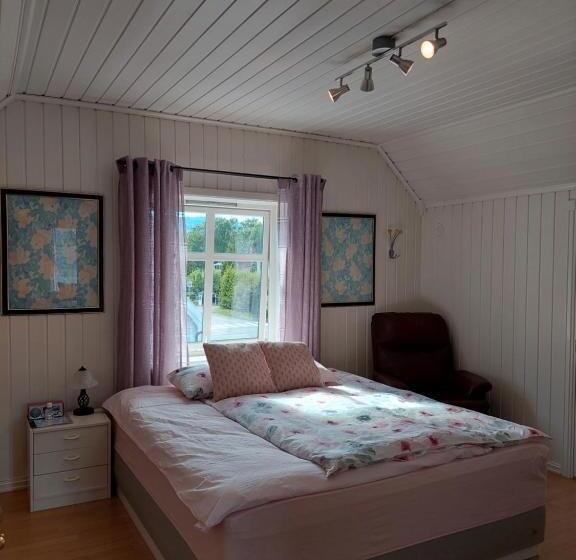 带大床的标准间, Egil S Vacation House