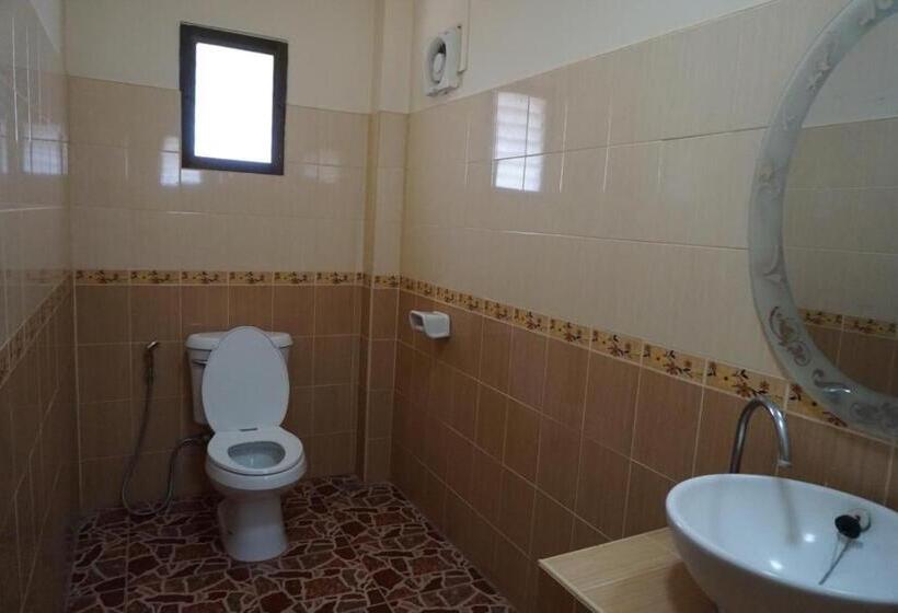 스탠다드 룸 킹사이즈 침대, Ruean Phet Sawoei Resort