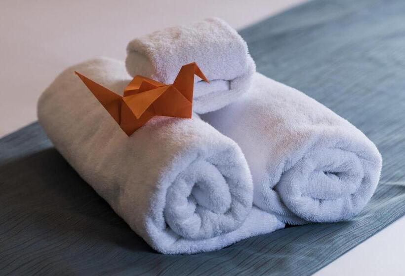 Студия Стандарт, Tresori Motor Lodge