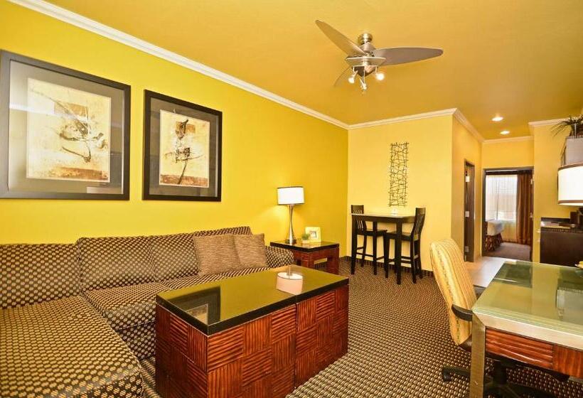 Люкс Кровать Кинг, Best Western Plus Christopher Inn And Suites
