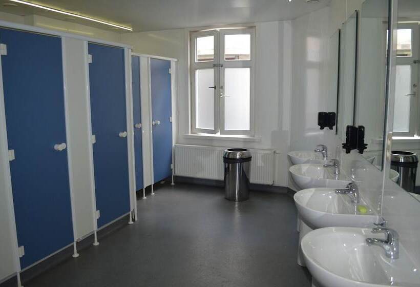 Четырехместный Номер Стандарт, St Christopher S Inn Hostel At The Bauhaus