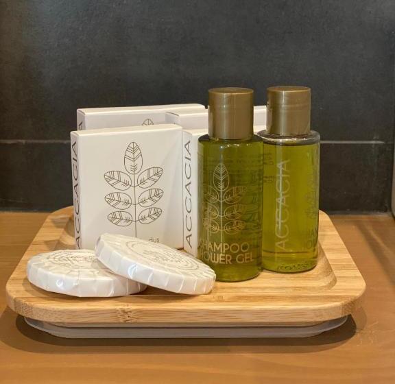 اتاق لوکس, Coolkush Boutique