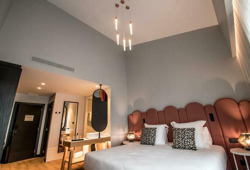 行政房间, Mercure Lugo Centro