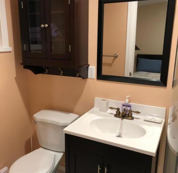 标准间, Shady Willow Guest House   For Tourists & Travellers Only, No Locals, Private Small Compact Rooms Wi