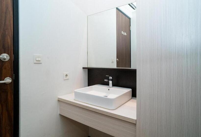 اتاق استاندارد, Three J Residence 2