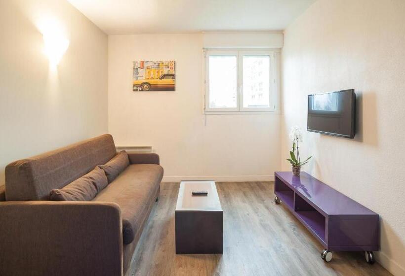 Appartement Familial 1 Chambre, City Residence Chelles