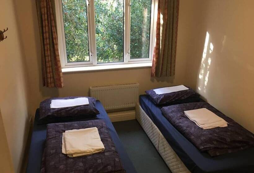 Номер Стандарт, Glendalough International Youth Hostel