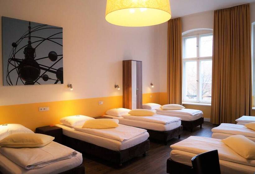 تختخواب در اتاق مشترک, Grand Hostel Berlin Classic