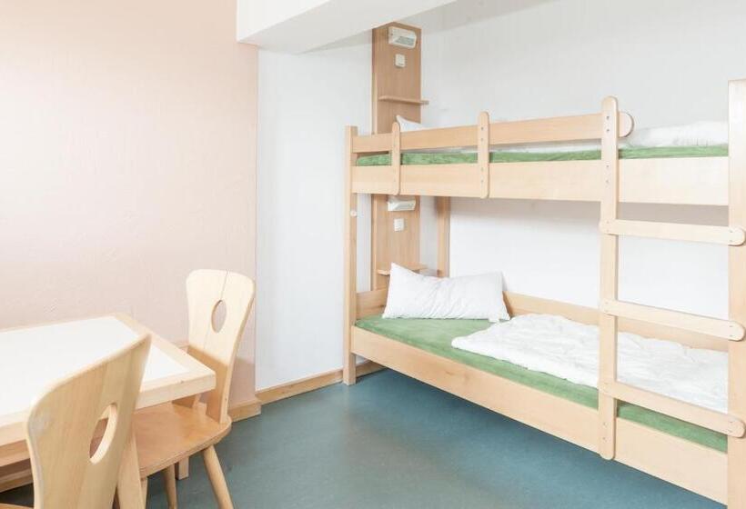 Номер Стандарт, Jugendherberge Berchtesgaden