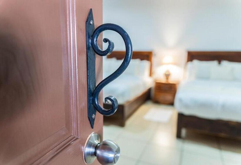 Номер Deluxe, Casa Graciela Hotel Pátzcuaro