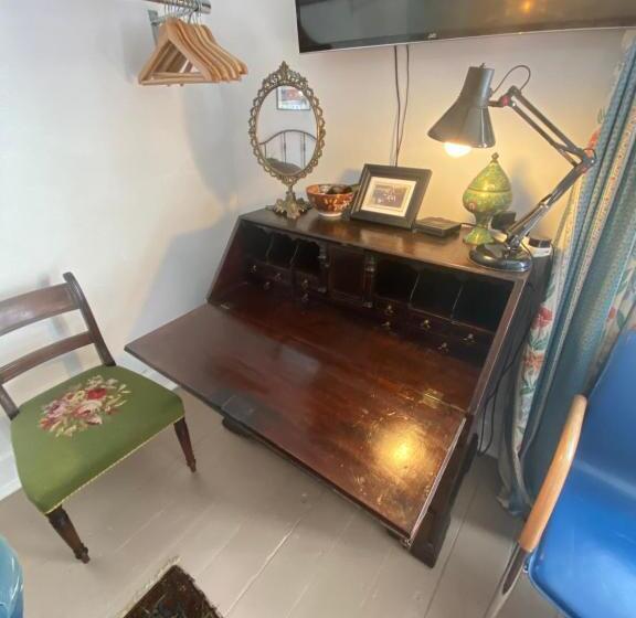 Стандартный Номер Кровать Кинг, Art House B & B
