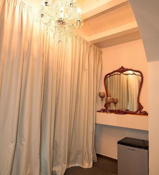 اتاق استاندارد, Maison27