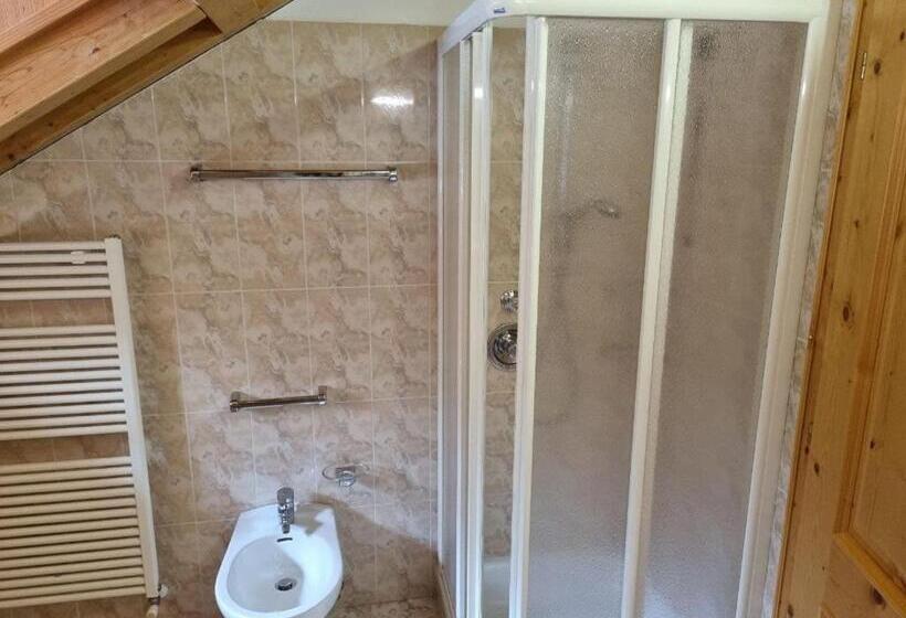 اتاق استاندارد سه تخته با چشم‌انداز, Pian Schiavaneis B&b Apartament