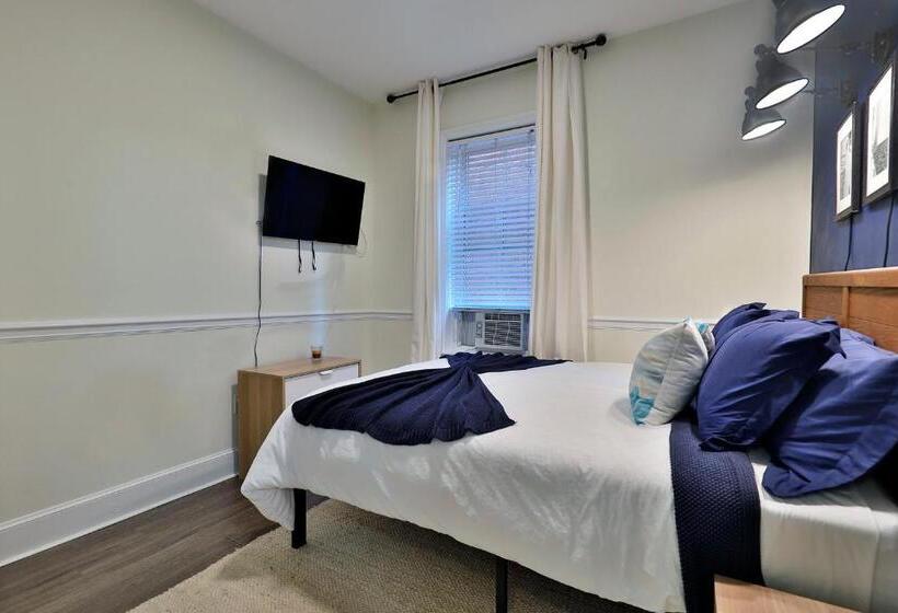 Студия Deluxe, Good Hotels Boston